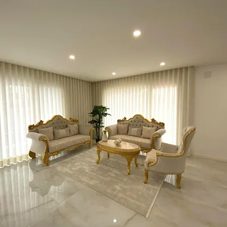 Luxury Surrounded By Nature And *