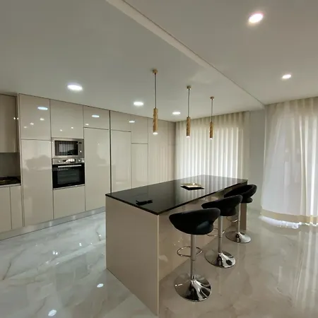 Luxury Surrounded By Nature And Villa Amora