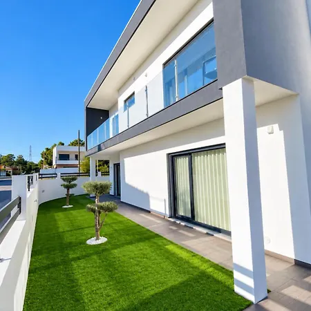 Luxury Between Nature And The Villa *