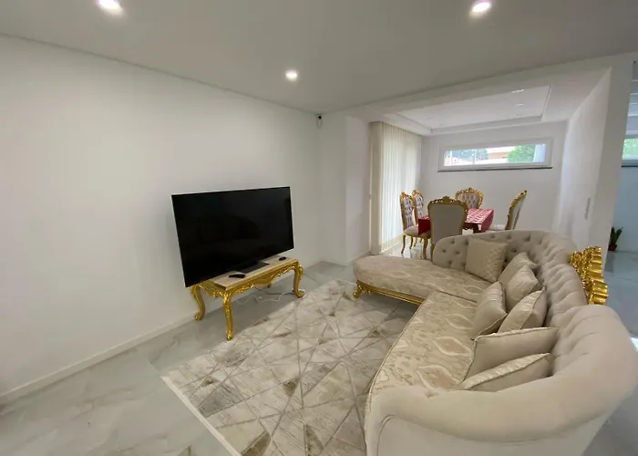 빌라 Luxury Surrounded By Nature And